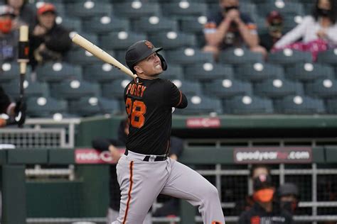 Buster Poseys Goal On Eve Of Giants Opener Competing To Win The