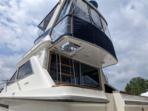 1989 Sea Ray 340 Sedan Bridge Flybridge For Sale Yachtworld