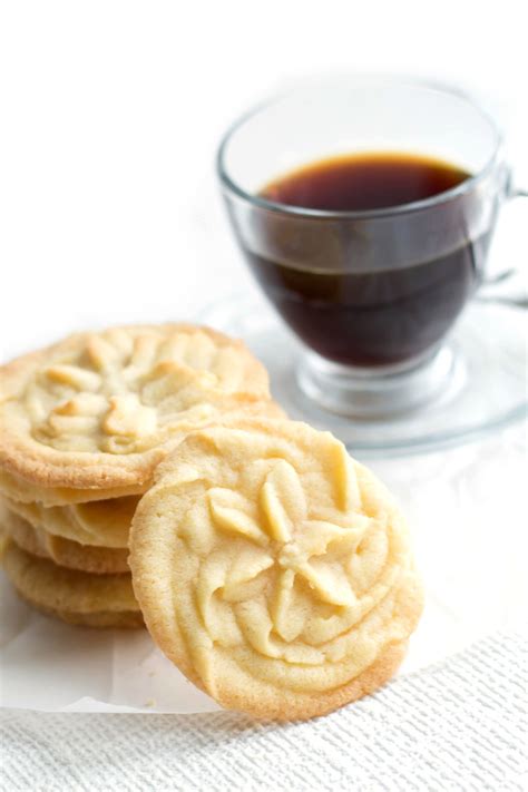 Vanilla Spritz Shortbread Cookies Erren S Kitchen A Sweet And