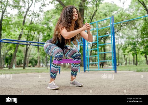 Squat Booty Banque De Photographies Et Dimages à Haute Résolution Alamy