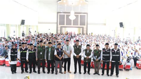 Jemaah Calon Haji Kloter Bth Tiba Di Asrama Haji Provinsi Jambi