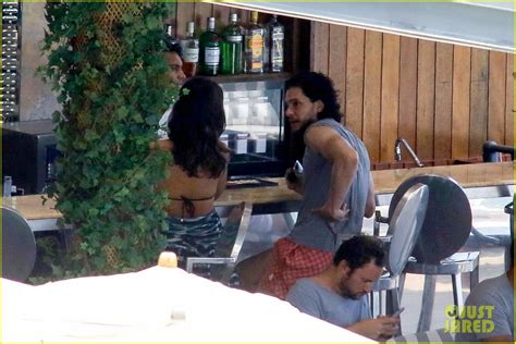 Kit Harington Goes Shirtless Bares Ripped Body Again In Rio Photo 3545901 Kit Harington