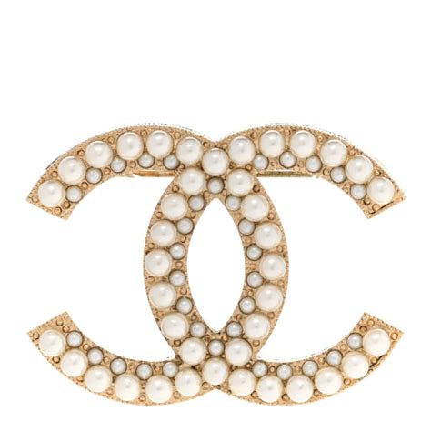 CHANEL Pearl CC Brooch Gold 1397148 FASHIONPHILE