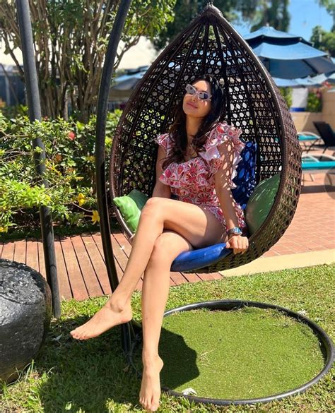 Nikita Dutta S Feet