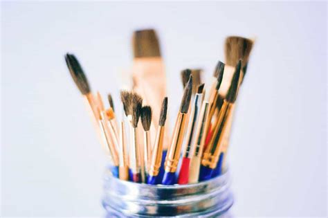 Choosing Brushes for the Beginner: So Many Brushes