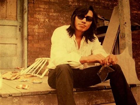 Muere el músico Sixto Rodríguez conoce la peculiar historia del Sugar