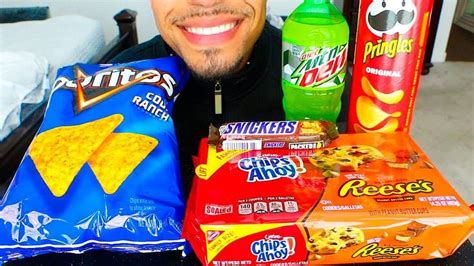 ASMR EATING JUNK FOOD MUKBANG JERRY INTENSE CRUNCHY FOODS SOUNDS NO