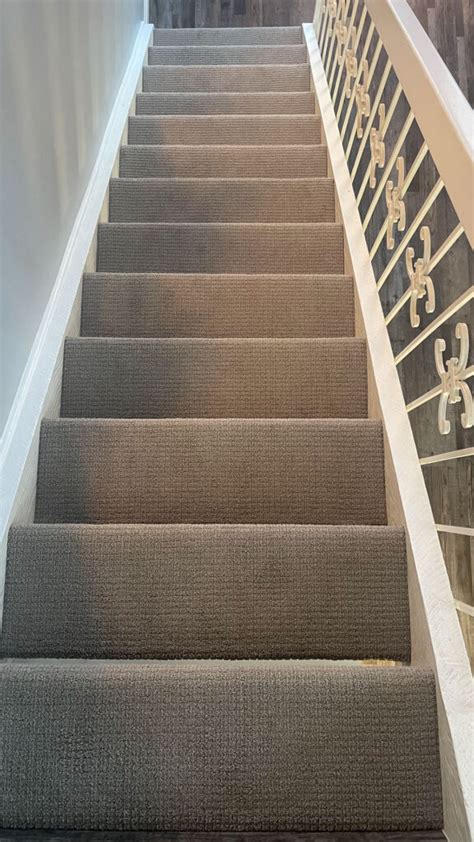 How To Install Carpet On Stairs Saddleback Carpet And Flooring