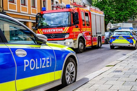 Leichlingen Chlorgasaustritt In Schwimmbad Feuerwehr Polizei Und