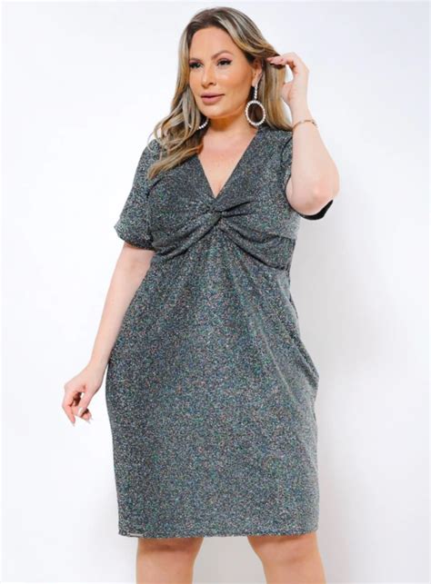 Vestido Curto Plus Size Brilhante N No Busto Em Lurex Forrado Best