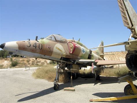 A-4N Skyhawk Walk Around Page 1