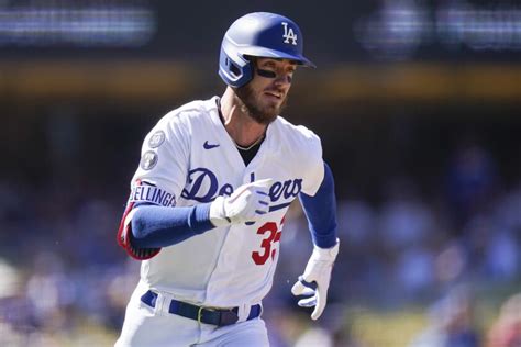 Cody Bellinger's career with Dodgers ends as he agrees to terms with ...