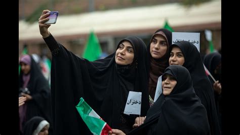 Rising Resistance Women Defying Hijab Laws In Iran Viral Trending