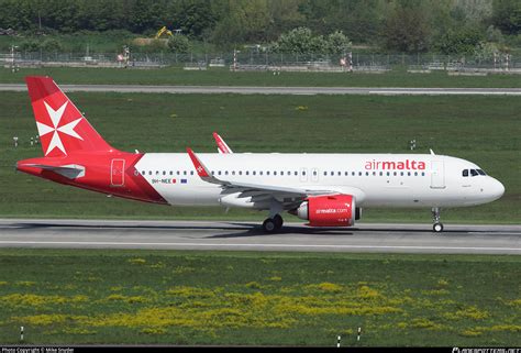 9H NEE Air Malta Airbus A320 251N Photo By Mike Snyder ID 1424789