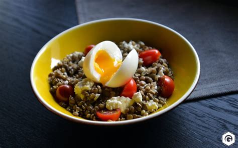 Salade de lentilles vertes Feta et œuf mollet Recettes Gastronomico