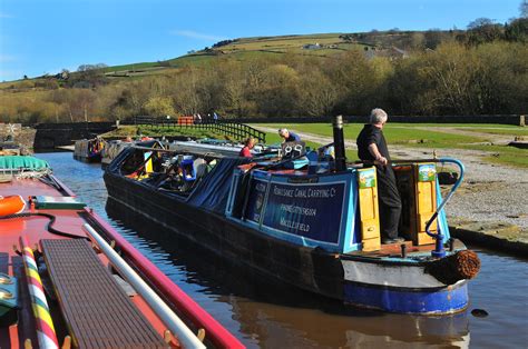 Travels On The U K Canal System With Narrowboat San Serriffe 01 03