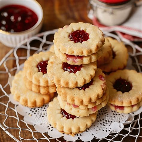 Homemade Jammie Dodgers Recipe