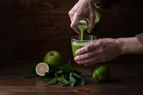 Japanese Ice Tea La Ricetta E Gli Ingredienti Del Cocktail Verde Fluo