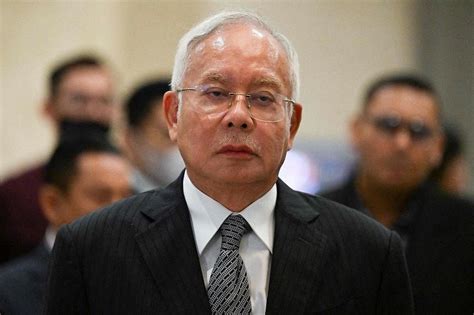 Ex Malaysia Pm Najib Has Cold Showers A Fan In Cell Served Food Like