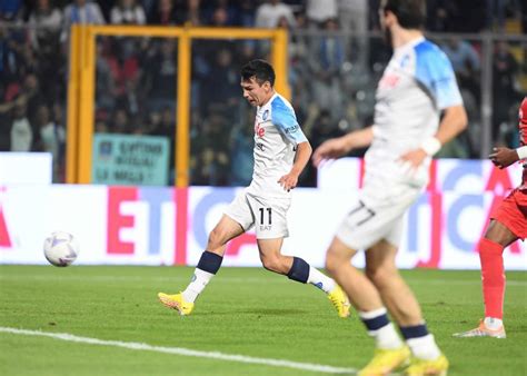 Chucky Lozano Anota En Triunfo Del Napoli Reto Diario