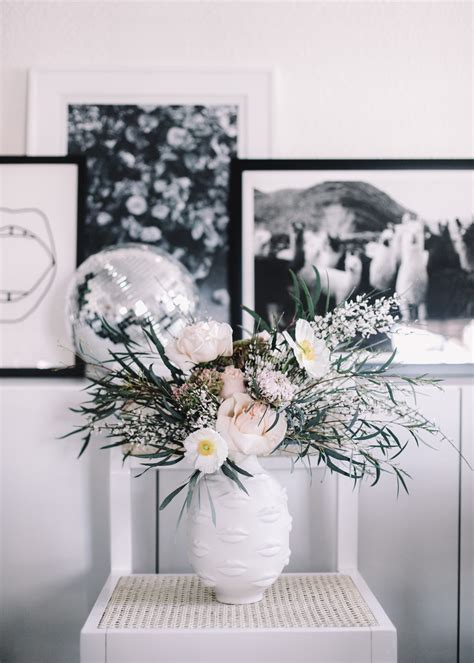 valentine's day flower arrangement 13