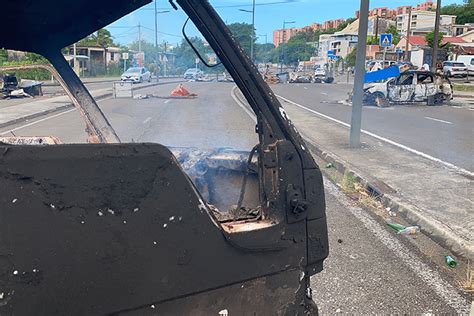 Violences urbaines en Martinique un couvre feu instauré dans certains