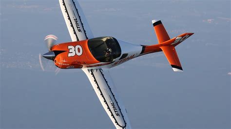 Norfolk Pilot Sets Record For Airplane Racing Youtube