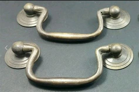 Antique Style Brass Swan Neck Bails Cabinet Drawer Pull Handles W