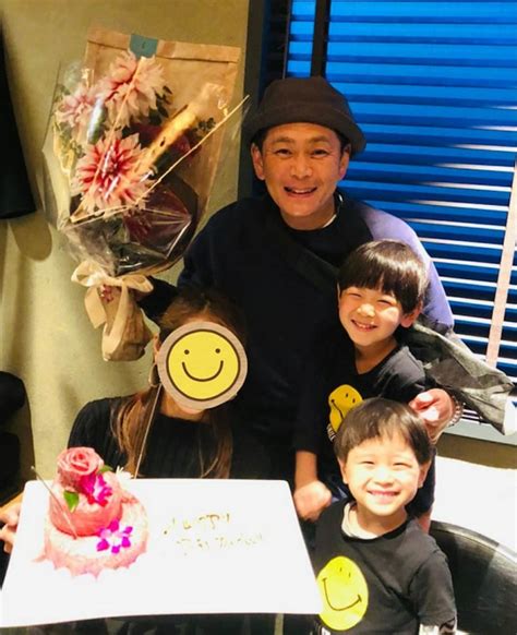 ココリコ・遠藤の妻、夫を惚れ直した誕生日プレゼントを公開「愛を感じます」「粋なサプライズ」の声 話題 Abema Times