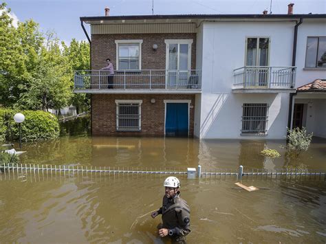 Il Cambiamento Del Clima Siccit E Alluvioni La Regola Abituiamoci