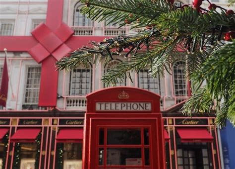 The 15 Best London Christmas Decorations to Find in 2019