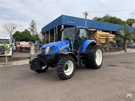 Trator New holland NEW T6 110 usado à venda