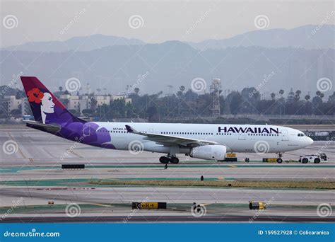 Hawaiian Airlines Taxiing at Los Angeles Airport LAX Editorial Stock ...