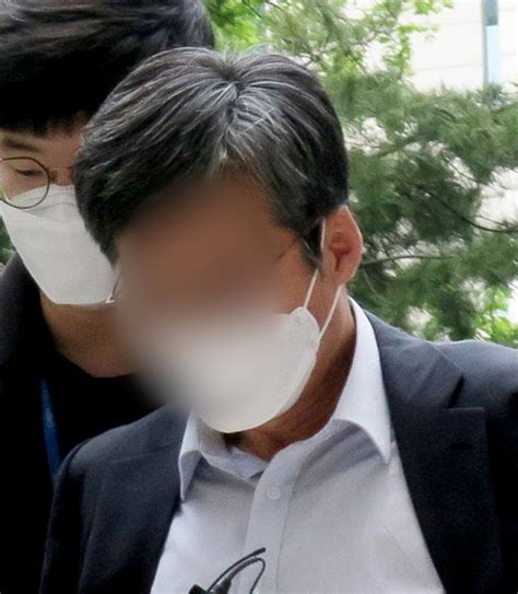 이재명 향해 그릇 던진 60대 구속심사 출석 “죄송하다우발적” 서울pn