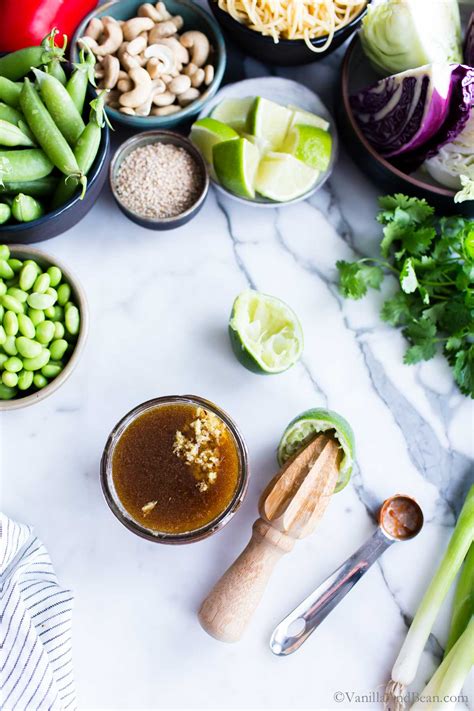 Sesame Ginger Noodle Salad with Cashews | Vanilla And Bean