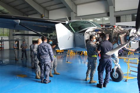 Primer Curso Internacional De Mantenimiento Aeron Utico Del C