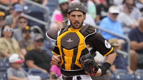 Watch: Austin Nola hit in the face by pitch in spring training | Yardbarker