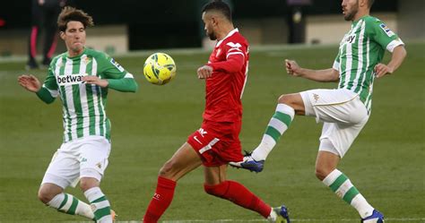 Betis o Sevilla Por cuál equipo siente más simpatía el arzobispo de