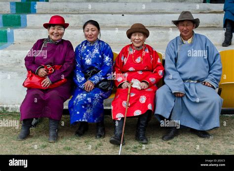 Femmes Mongoles Banque De Photographies Et Dimages Haute R Solution