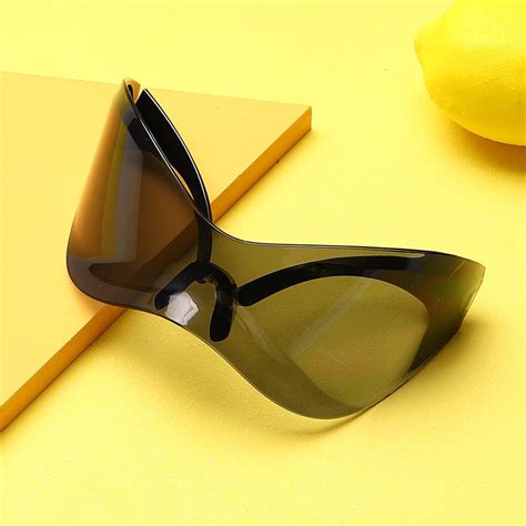 Y2k Punk One Piece Sunglasses