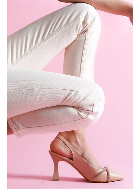 Sisi Nude Önü Örgü Taşlı Topuklu Ayakkabı