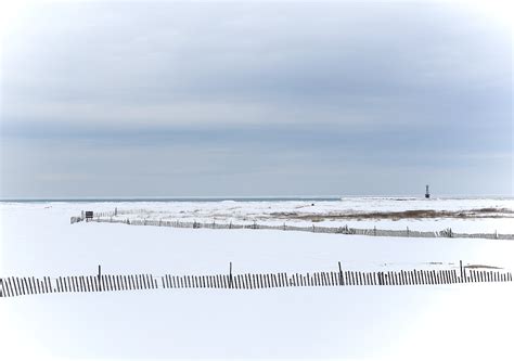 Chicago Lakefront in Winter @ Montrose Beach - It All Started With Paint