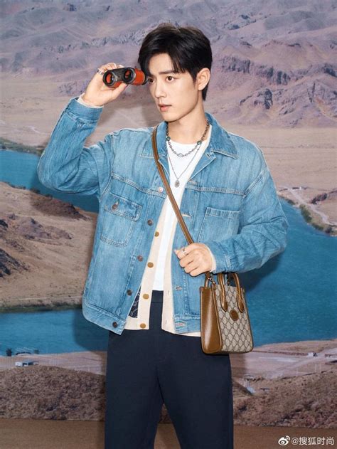 肖战影音会 DAYTOYXiao Zhan on Twitter Cute gay couples Gucci Gucci brand