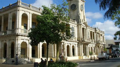 rockhampton post office attractions queensland