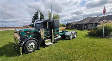 Pin By Mark Maida On Peterbilt Conventional Custom Peterbilt Big