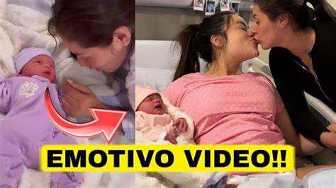 Naci La Hija De Epa Colombia Y Su Novia Youtube