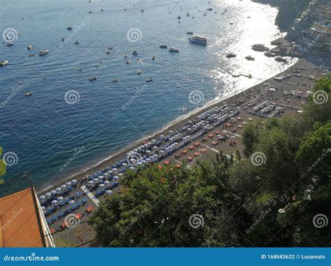 Positano - Spiaggia Di Marina Grande Editorial Photography - Image of ...