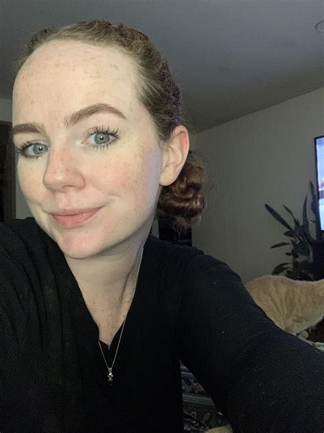 I spy a naughty kitty : r/SFWRedheads