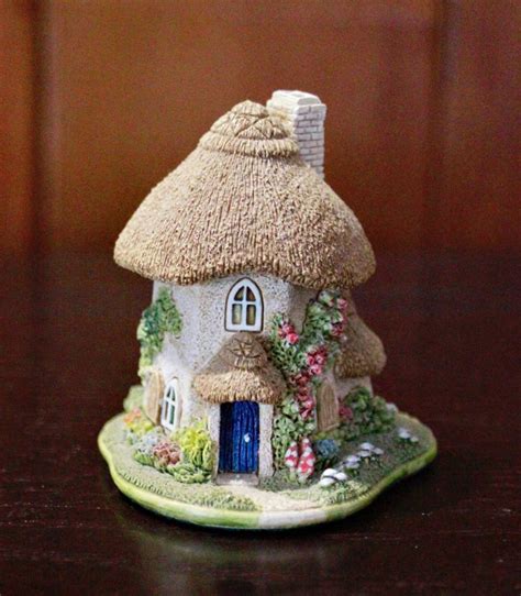 Lilliput Lane Cottage The Toadstool L2322 1999 Original Box And Deeds Etsy