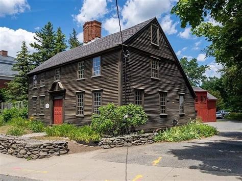 1725 Saltbox In Ipswich Massachusetts — Captivating Houses